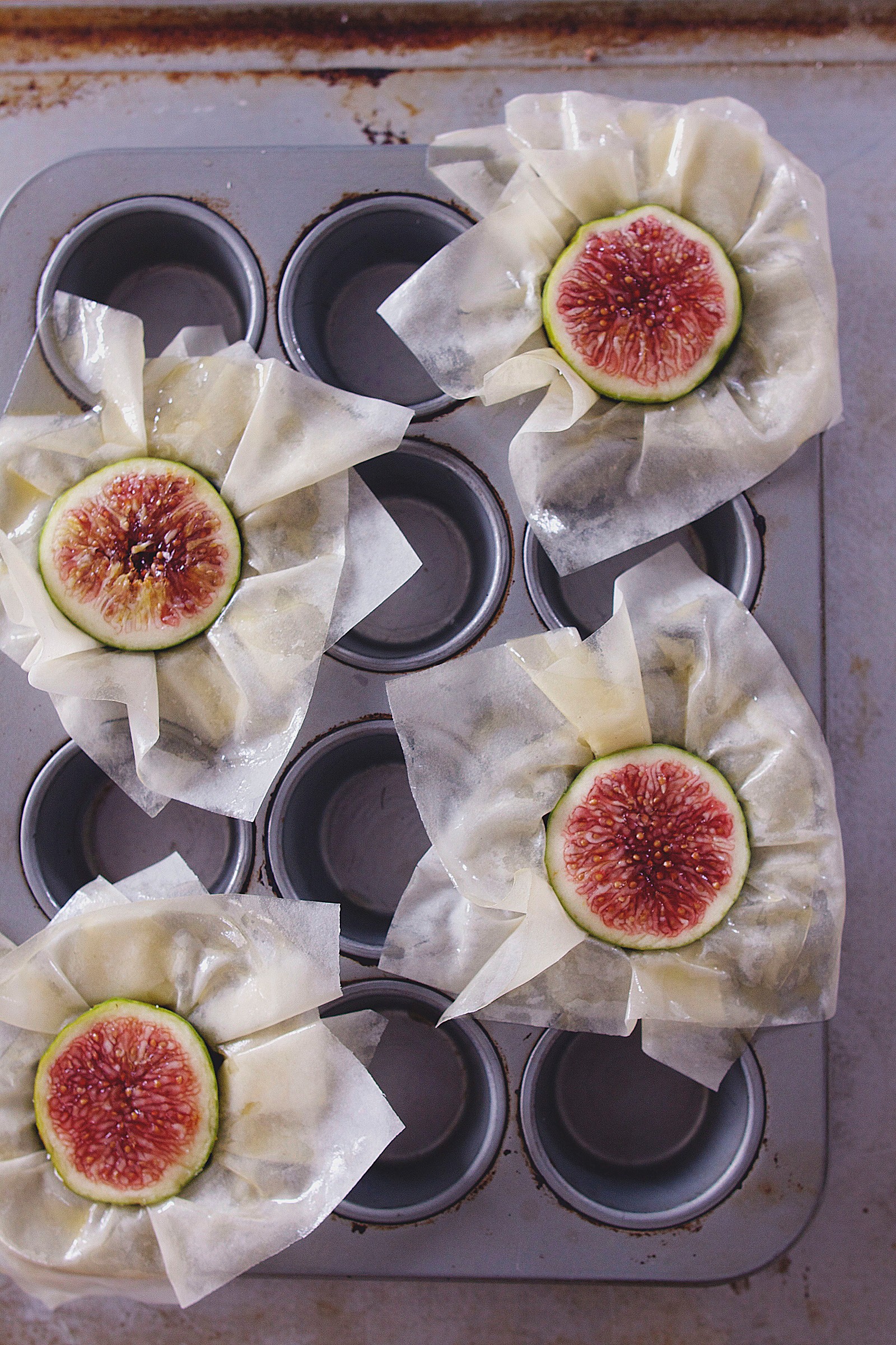 Fig with goat cheese in filo dough