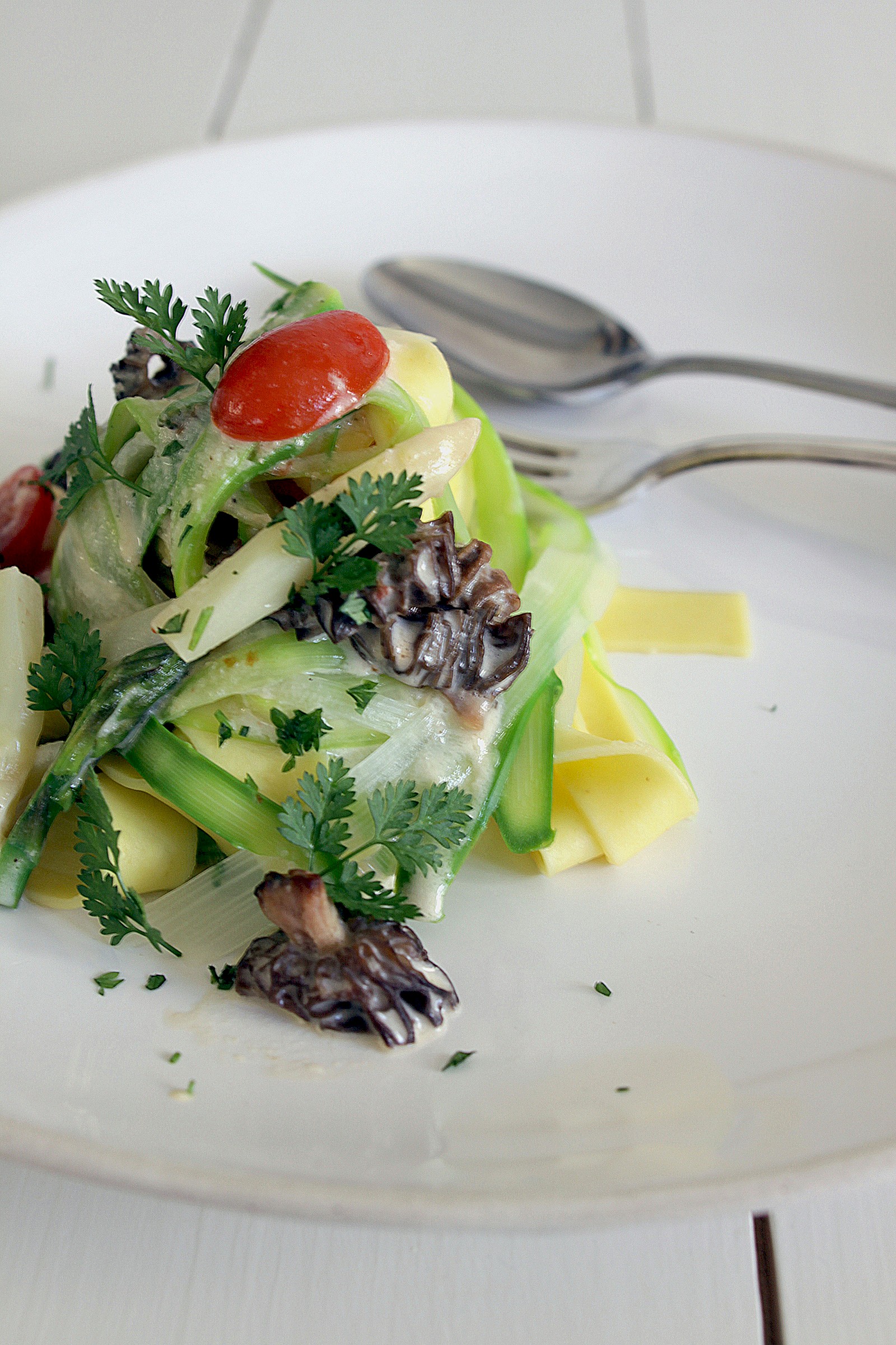 Papardelle with asparagus and morels