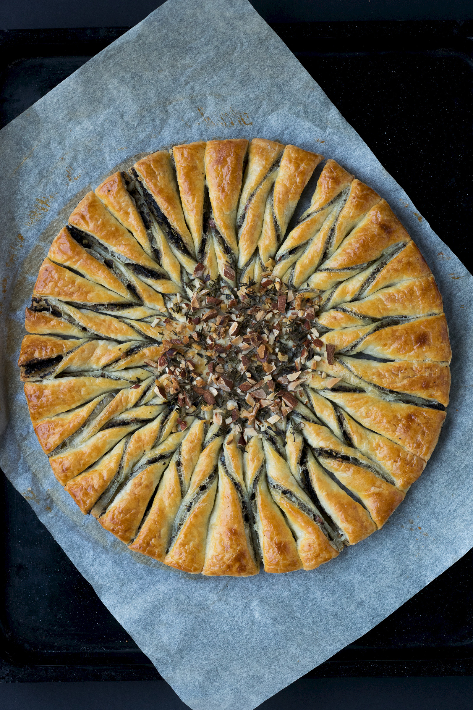 Puff pastry star with olive tapenade