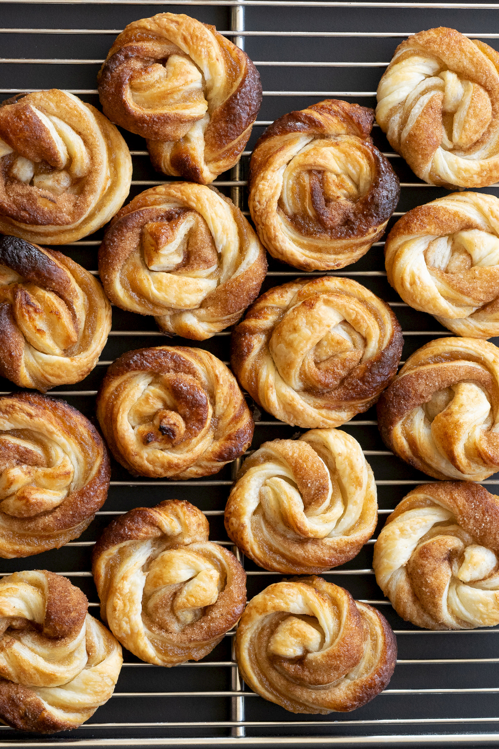 Puff pastry with pear butter and whisky