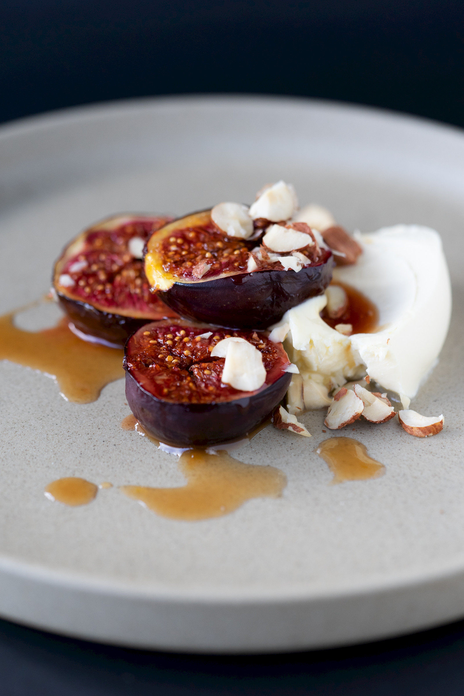 Roasted figs with honey, orange and mascarpone