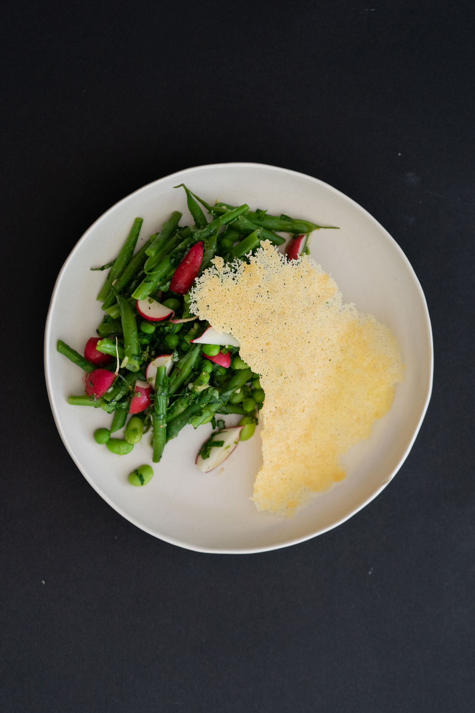 Gemüsesalat mit Sbrinz-Cracker