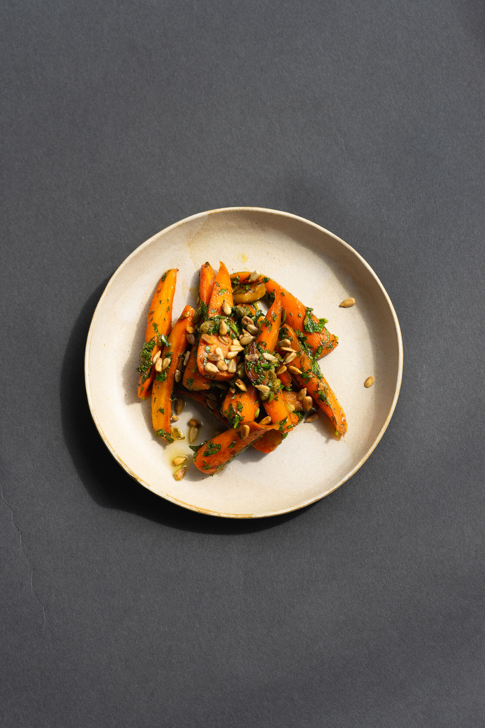 Glasierte Karotten mit Ginger Beer und Sumach