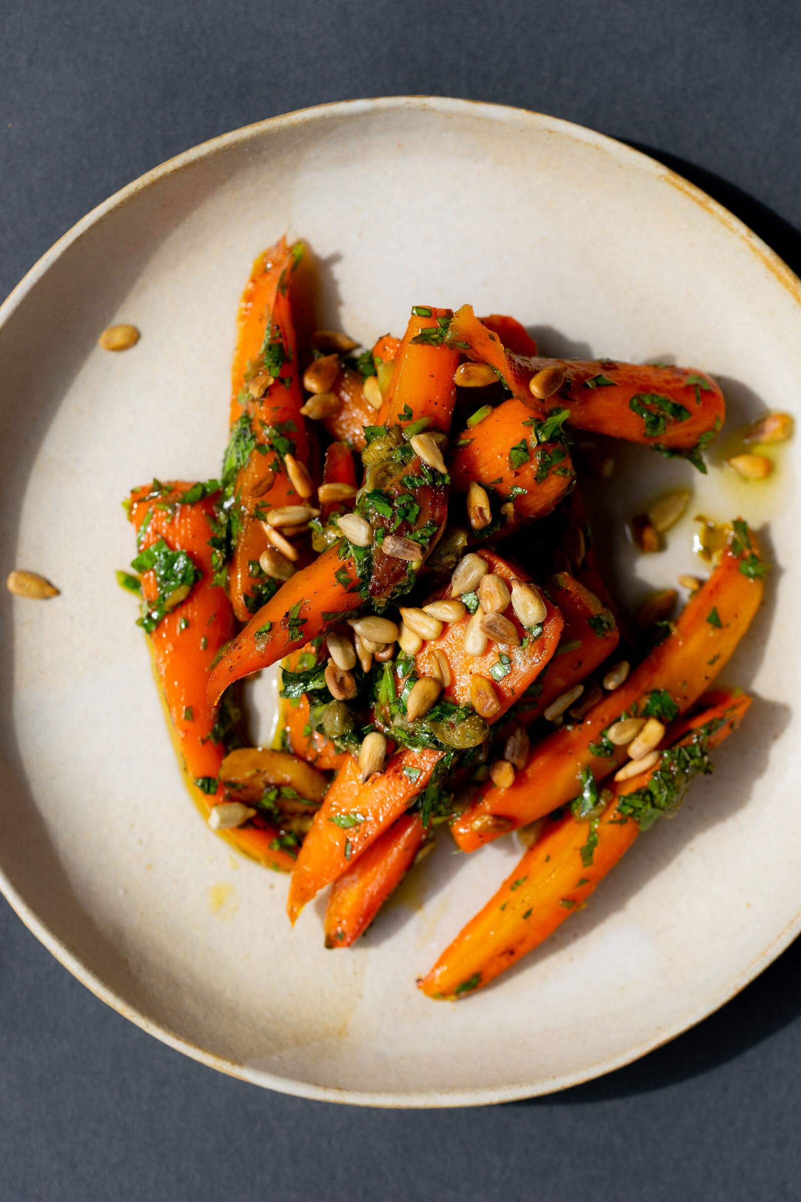 Glasierte Karotten mit Ginger Beer und Sumach